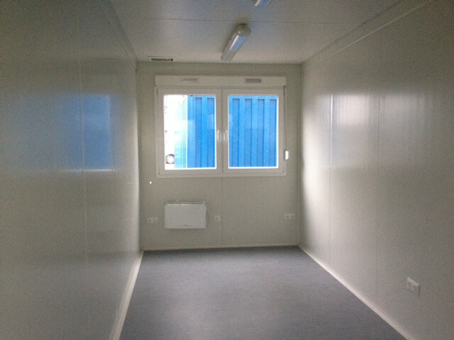 20 Fuss Bürocontainer gebraucht, aufbereitet und neu lackiert – Bild 4