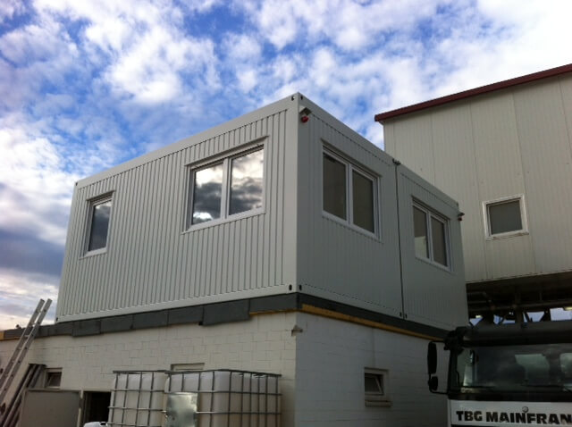 20 Fuss Duo- Bürocontaineranlage mit WC und Pantryküche, fabrikneu – Bild 1