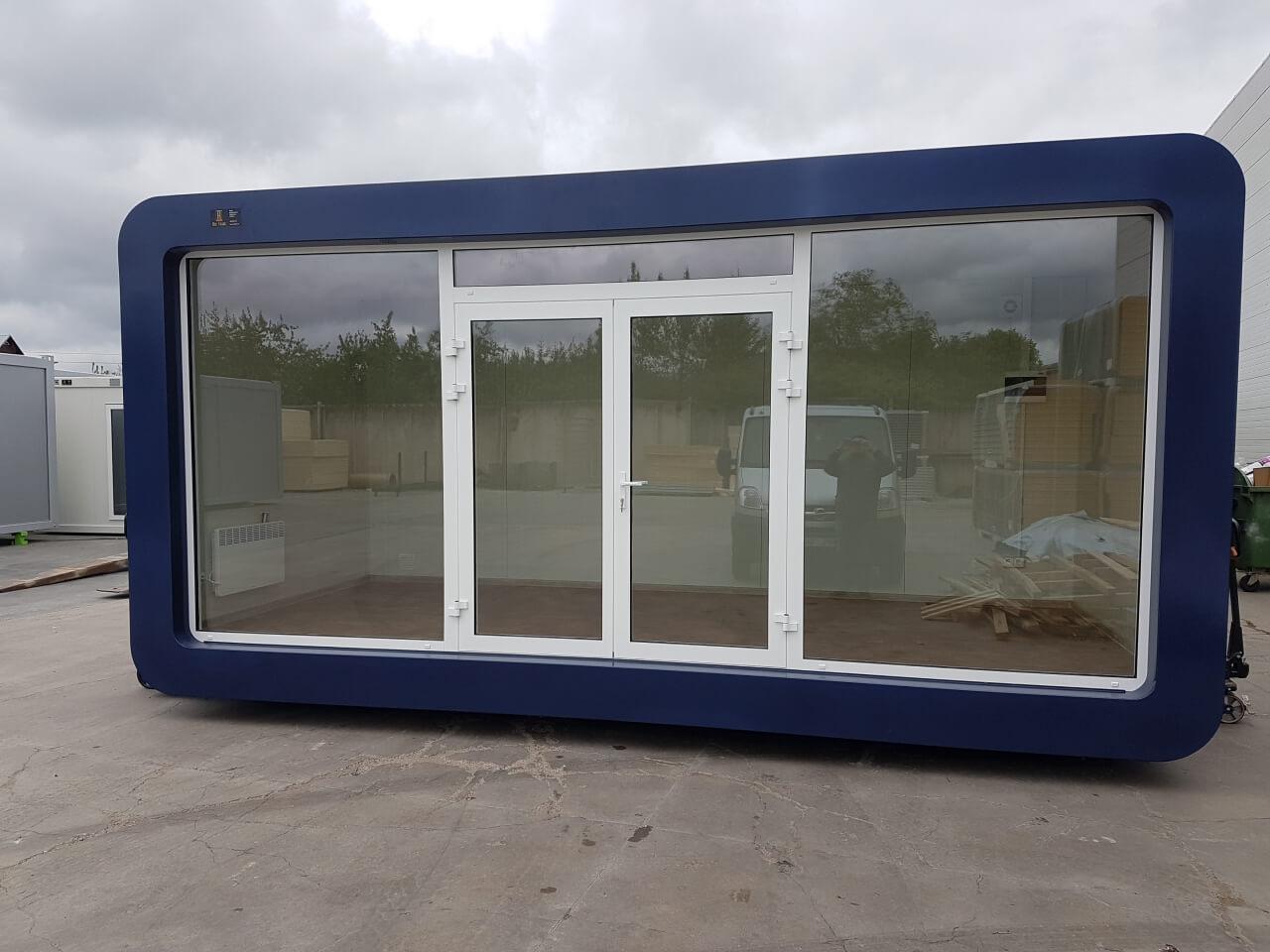 Bürocontainer mit bodentiefen Fenstern – Bild 4