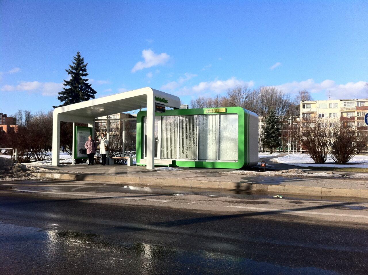 Bürocontainer mit bodentiefen Fenstern – Bild 6