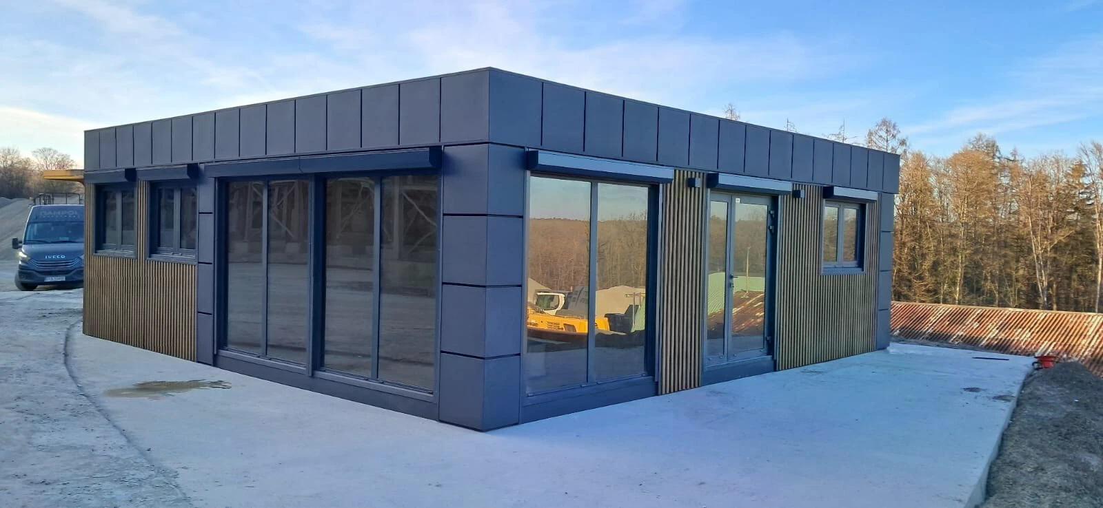 9 × 9 m Bürocontaineranlage, gebraucht
