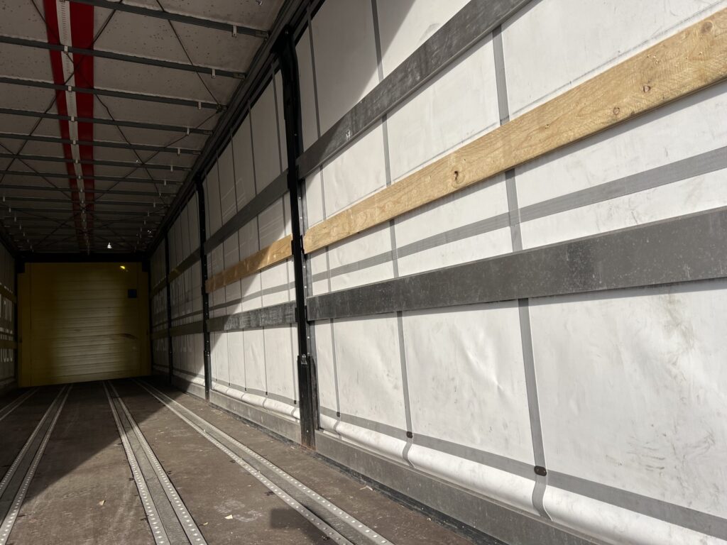 Kögel SN24 / XL Certifikat / Messetrailer / SAF – Bild 13