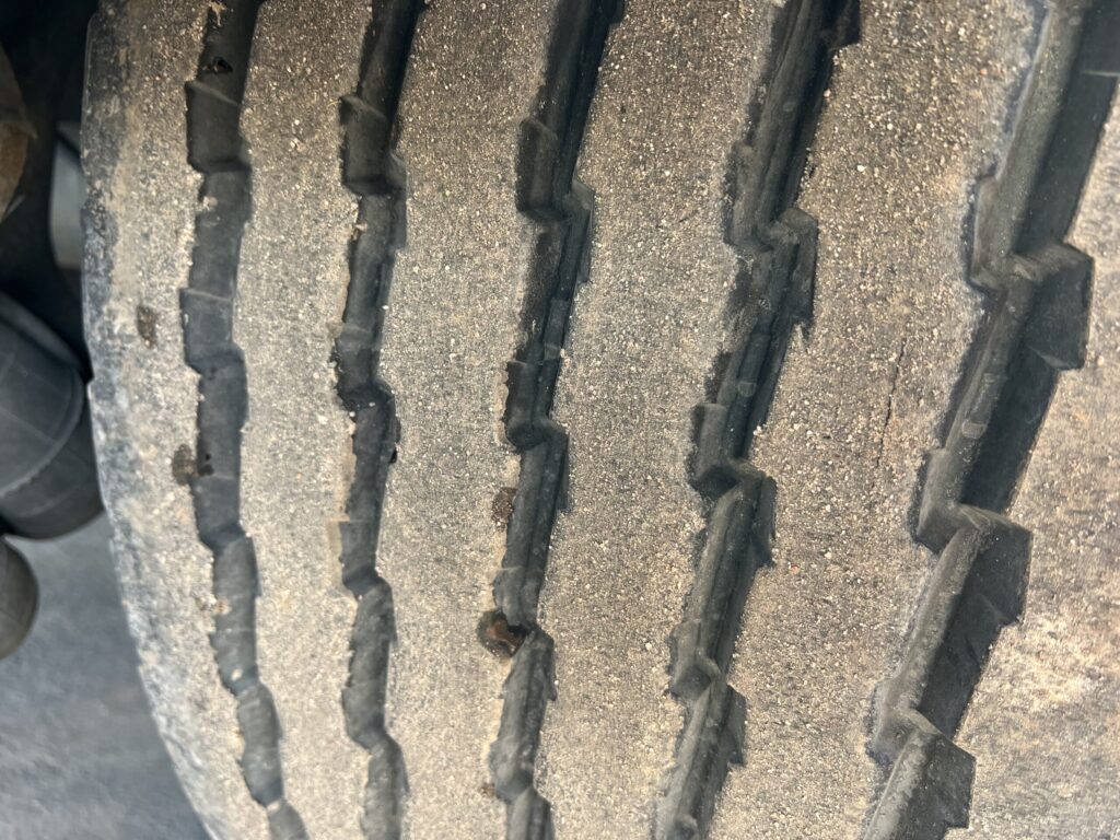 Kögel SN24 / XL Certifikat / Messetrailer / SAF – Bild 19