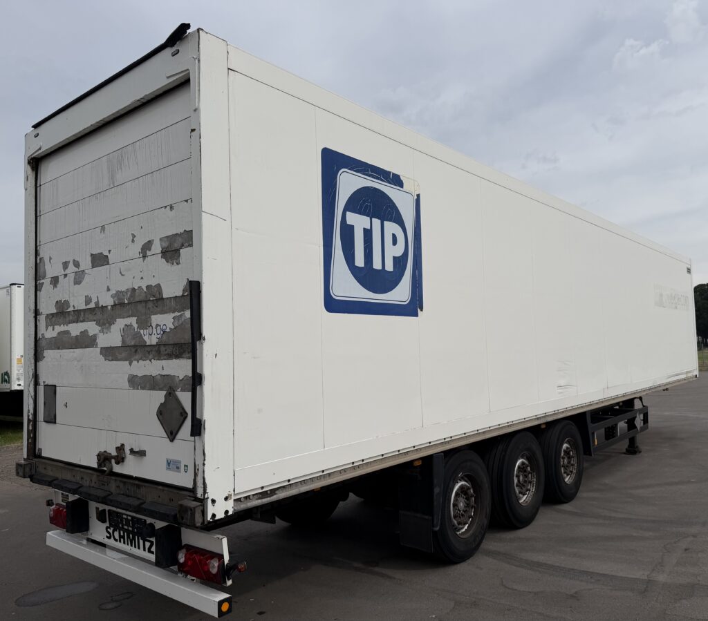 Schmitz Cargobull SKO24 / Koffer / Rolltor – Bild 4