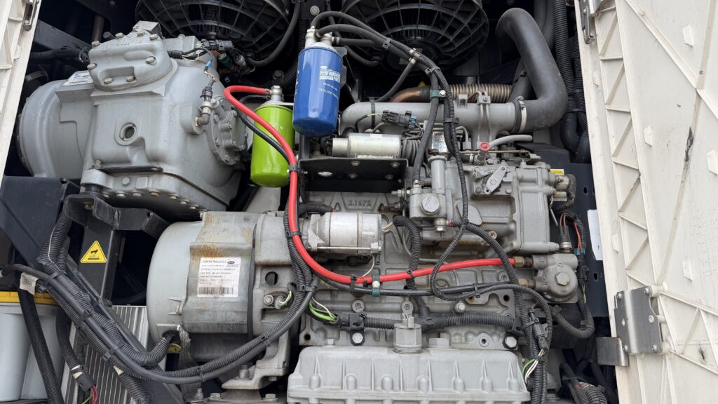 Krone SD27 / Carrier Vector 1950 / Rolltor – Bild 9