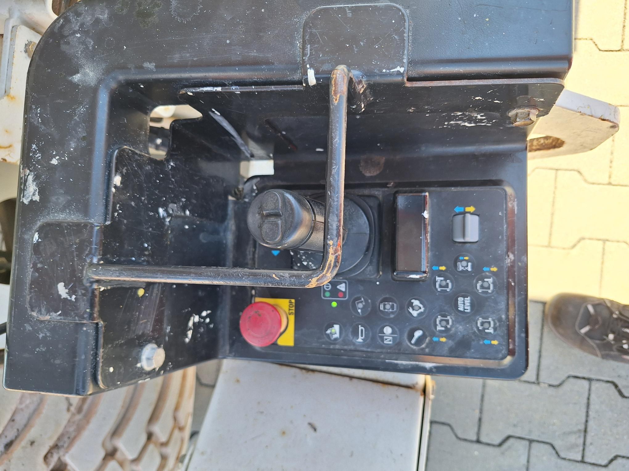 Genie GS-5390 RT Scherenarbeitsbühne – Ansicht 10