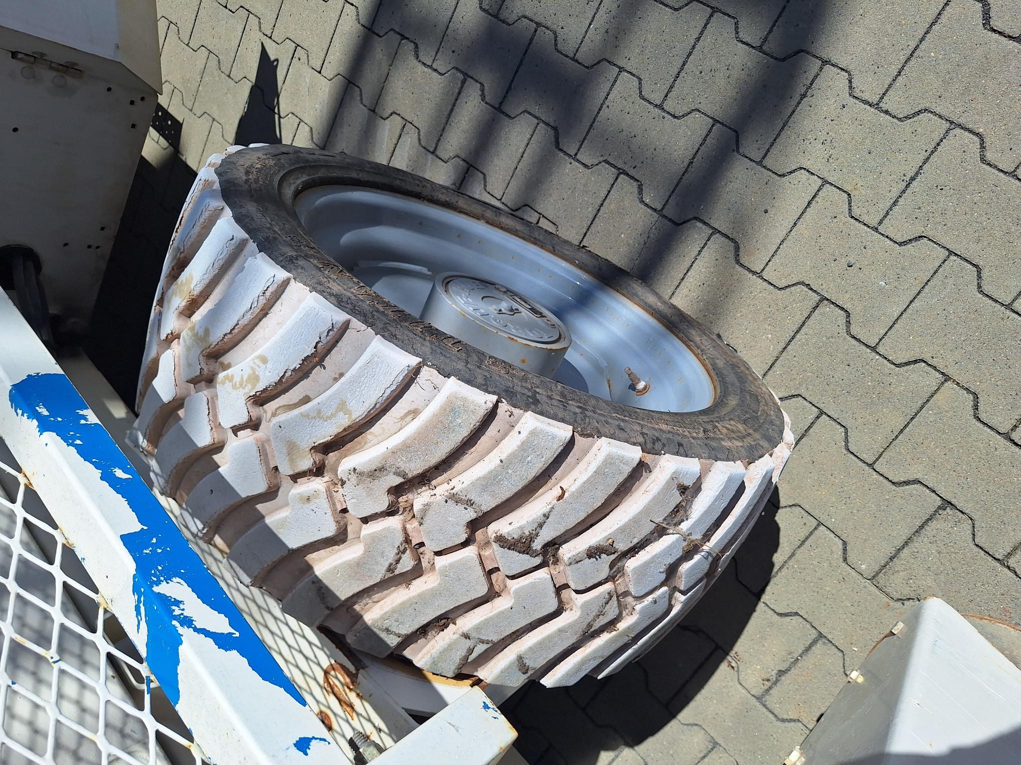 Genie GS-5390 RT Scherenarbeitsbühne – Ansicht 11