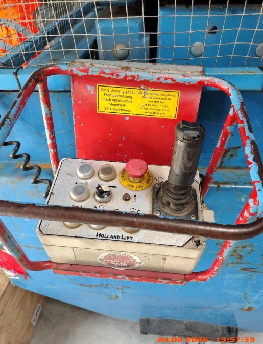 Holland Lift Combistar N-265EL13 4WDS Elektro 28,20 m – Bild 9