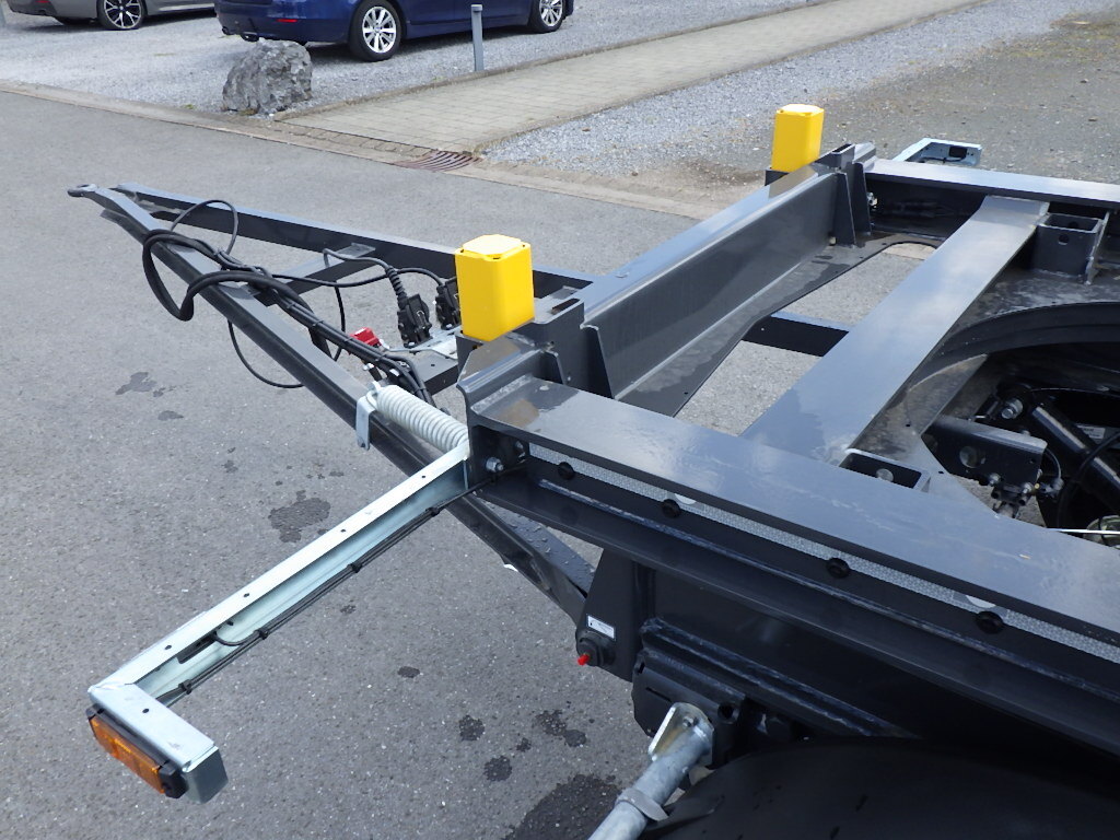 Hüffermann HSA 3 20.71 ZB Schlitten-Carrier-Anhänger – Bild 11
