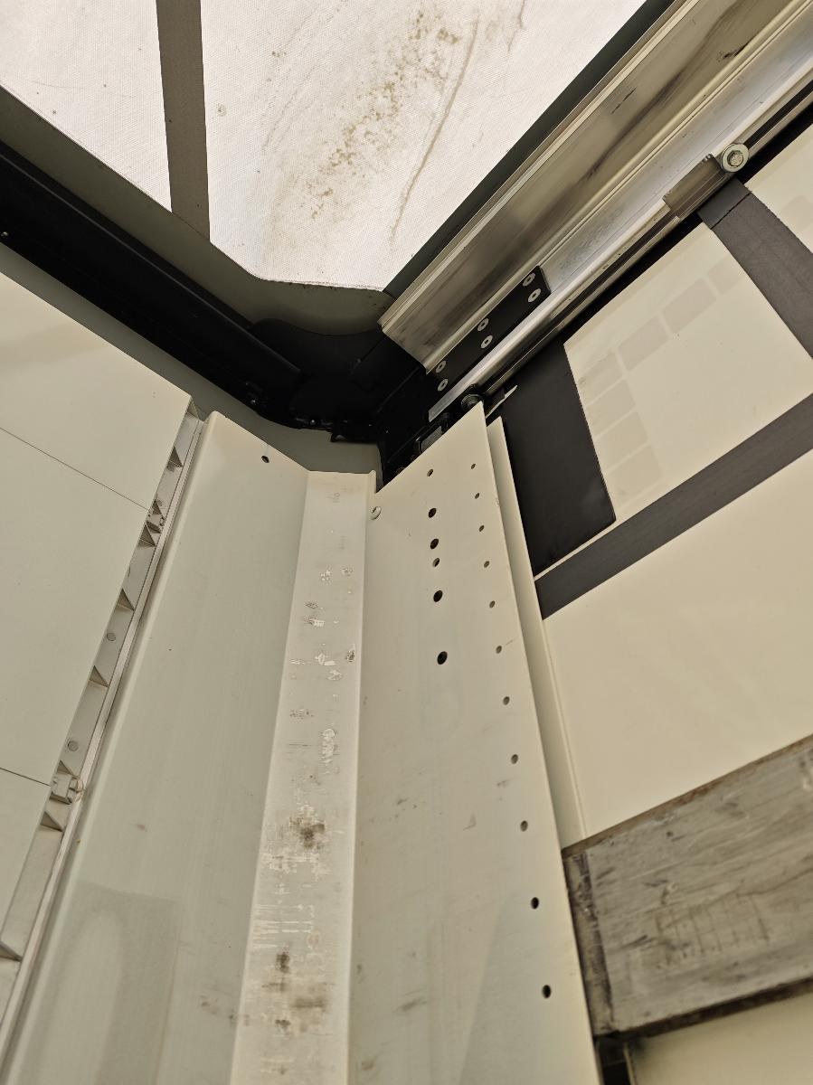 Kögel MEGA Hubdach, VarioFix, 1. Liftachse – Bild 36