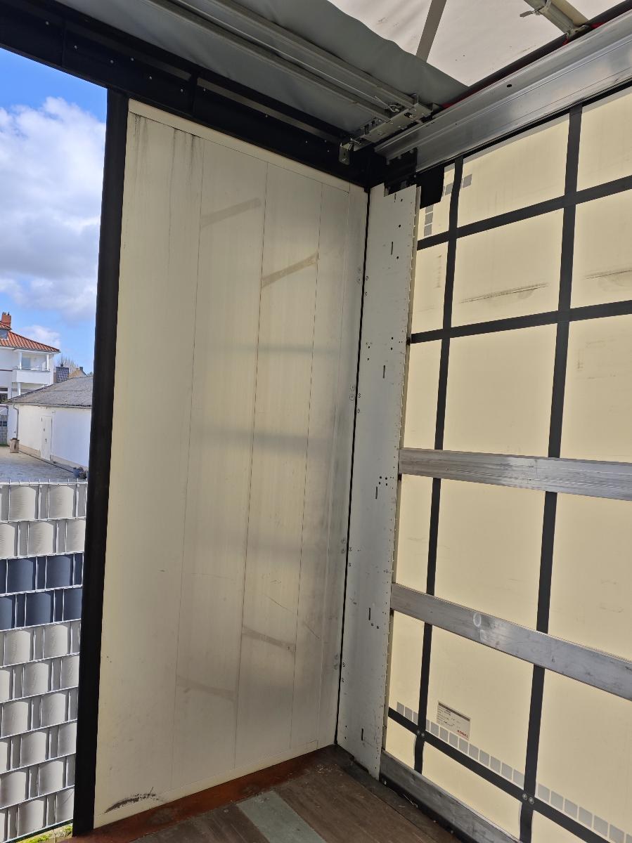 Kögel MEGA Hubdach, VarioFix, 1. Liftachse – Bild 42
