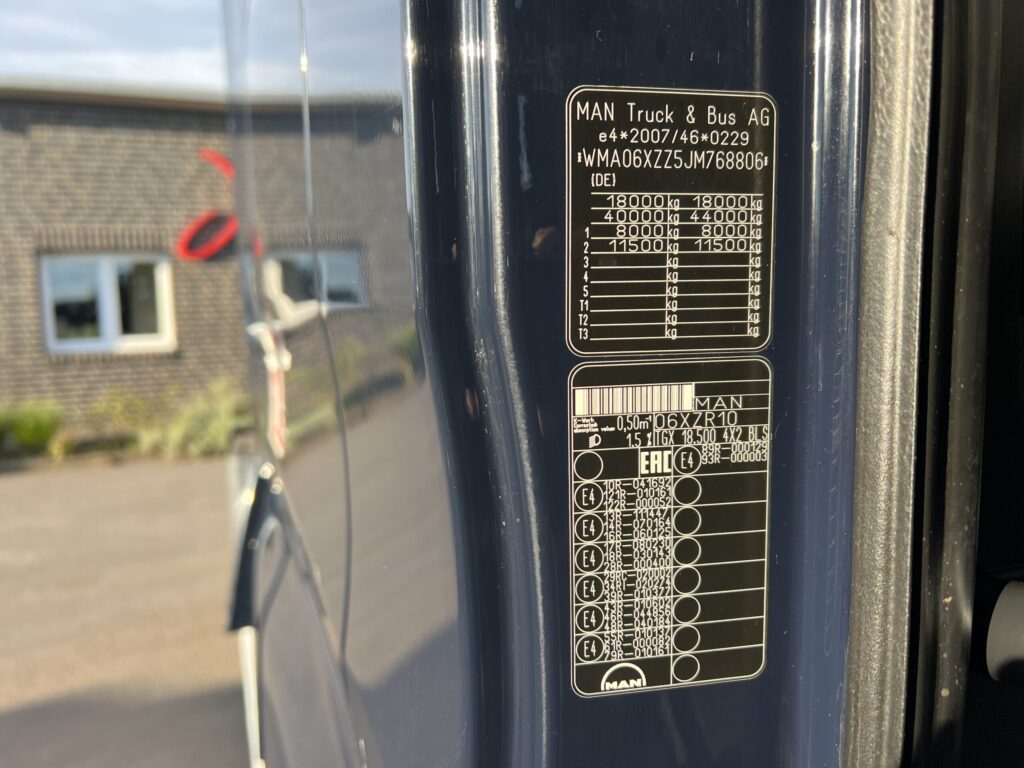 MAN TGX 18.500 /Euro 6 / !! Engine Broken !! Motor Defekt !! – Bild 16