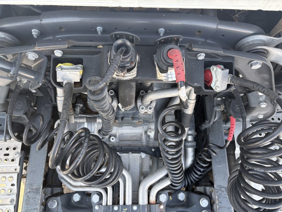 Mercedes-Benz Actros 1851 4x4 Hydro – Ansicht 10