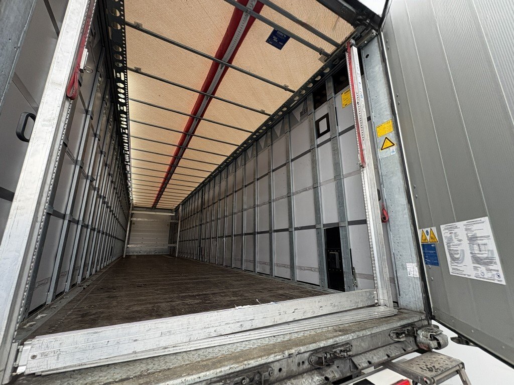 Schmitz Cargobull SCS 24/L 3-Achs-Pritschenauflieger – Bild 24