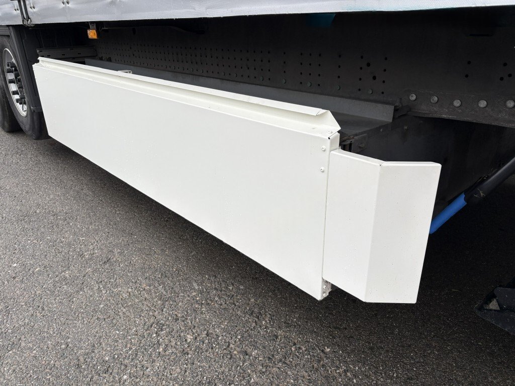 Schmitz Cargobull SCS 24/L 3-Achs-Pritschenauflieger – Bild 26
