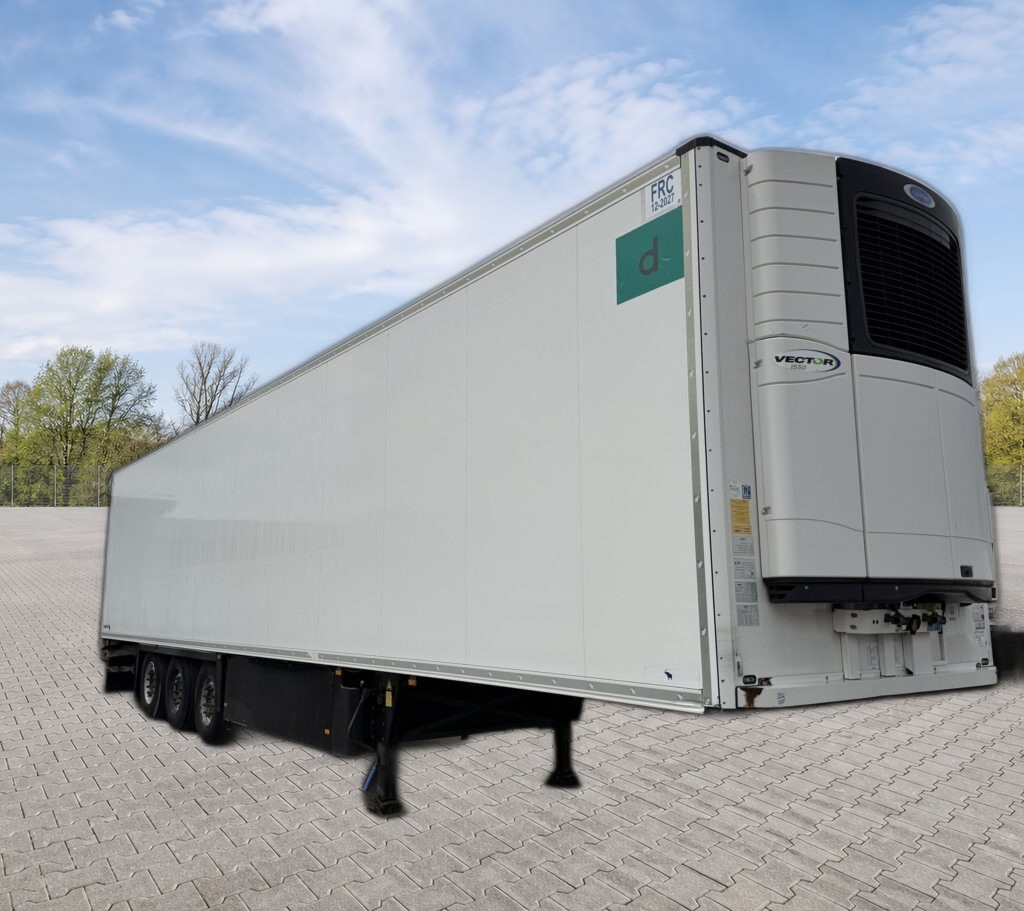 Schmitz Cargobull SKO24 / Carrier Vector 1550 / Doppelstock