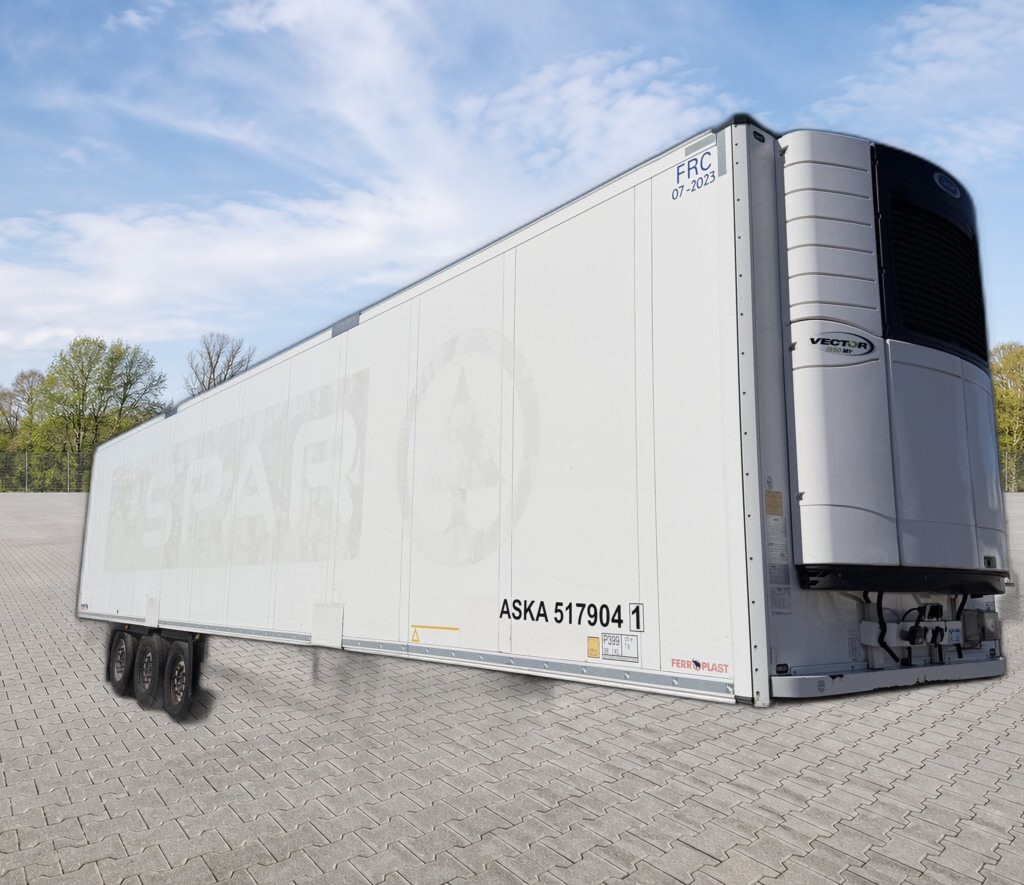 Schmitz Cargobull SKO24 / Carrier Vector 1950 Multitemp / Lift