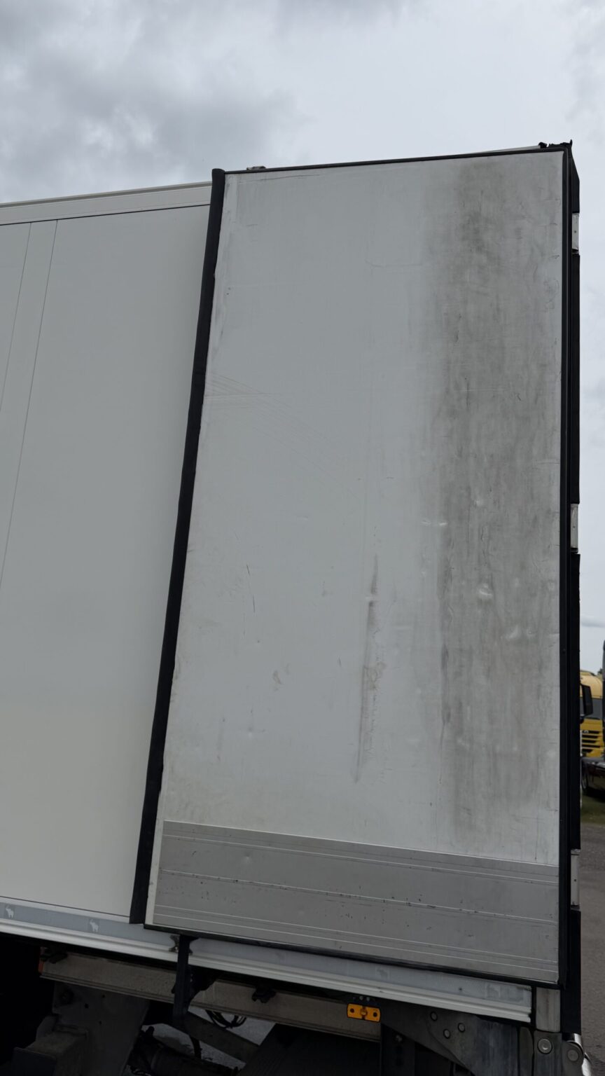 Schmitz Cargobull SKO24 / Thermo King / Multitemp / LBW – Bild 8